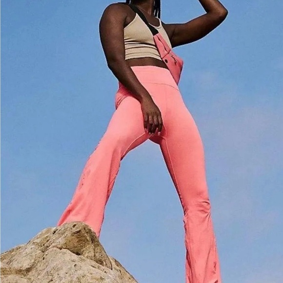free people movement womens Good Karma Flare Leggings coral size xs/s - Picture 2 of 10